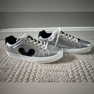 Disney, Mickey Mouse Silver Character Sneakers, Women’s 9, excellent condition!